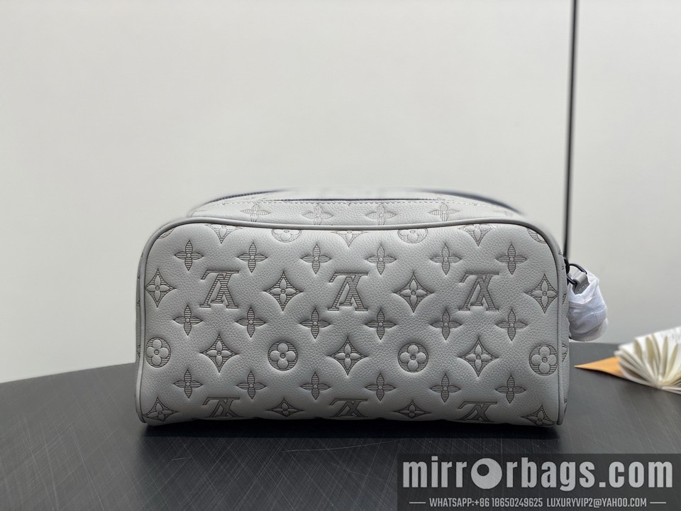 LV Bags Dopp Kit M14485 28x15x6.5cm gf