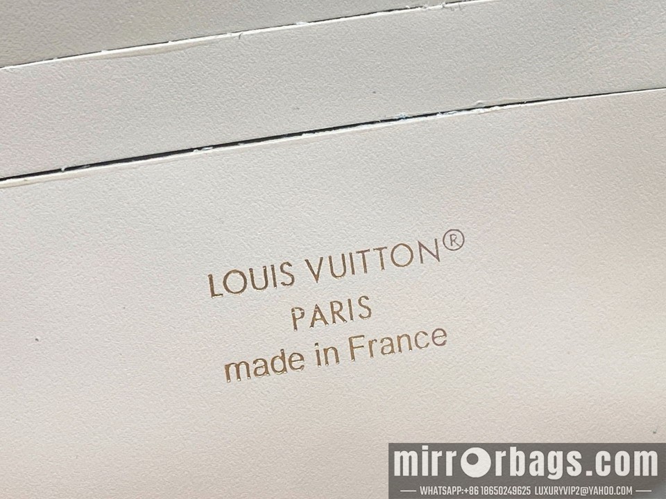 LV Bags Madeleine M25596 12.5x6x21cm gf
