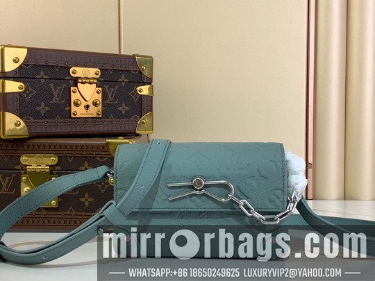 LV Bags Steamer M13889 18x11x6.5cm gf