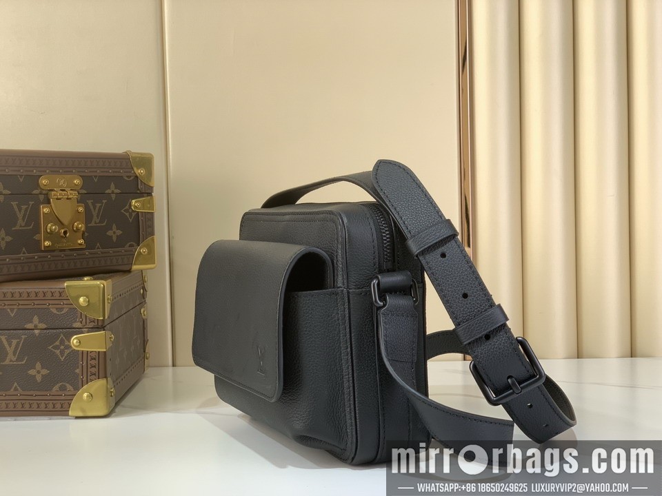 LV Bags Boarding m15265 18x9x24cm gf