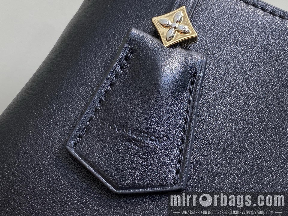 LV Bags Cap M12927 24x12x33cm gf