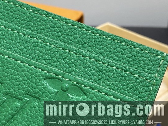 LV Bags M25988 11x7x1.5cm gf