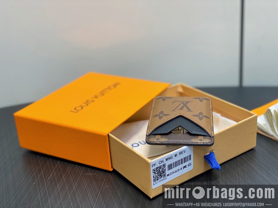 LV Bags Magnet M25654 9.5x0.5x6.5cm gf