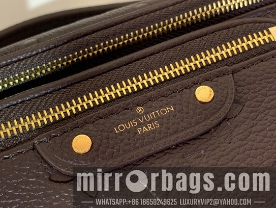 LV Bags Bumbag M82208 17x12x9.5cm gf