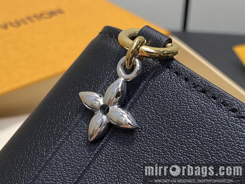 LV Bags Tiny M14626 8x2x10cm gf