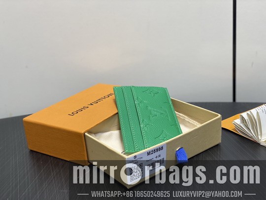 LV Bags M25988 11x7x1.5cm gf