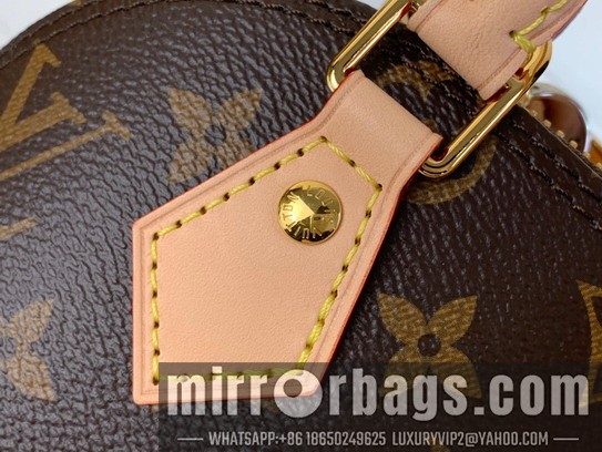 LV Bags Alma M14339 18x12x8cm gf1