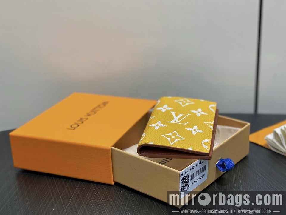 LV Bags M26072 11.1x1x7.5cm gf6