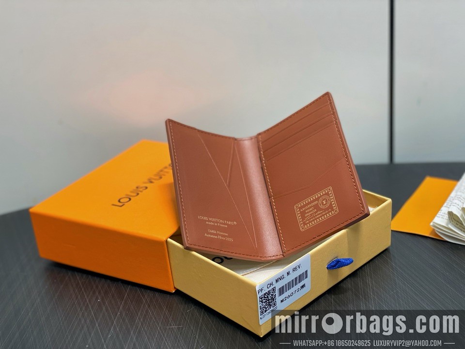 LV Bags M26072 11.1x1x7.5cm gf1