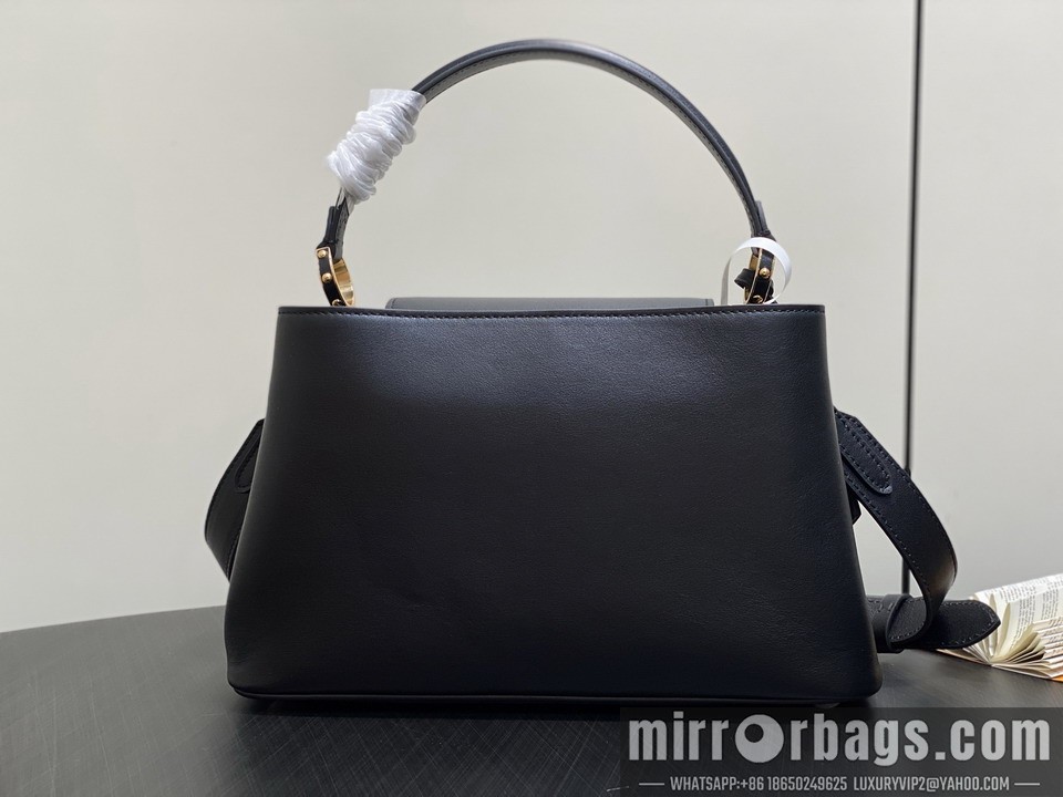 LV Bags Cap M12927 24x12x33cm gf