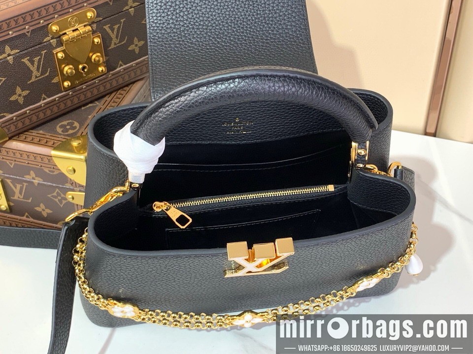 LV Bags Cap m25862 17.3x9x27cm gf