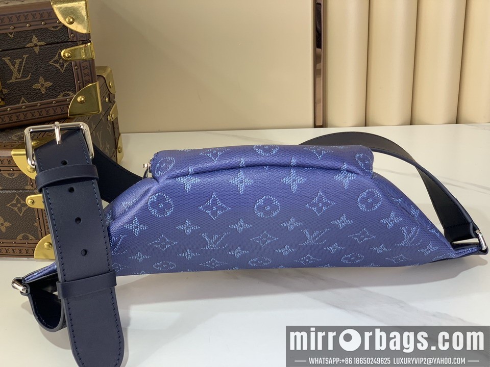 LV Bags Bumbag M27152 30x15x8cm gf1