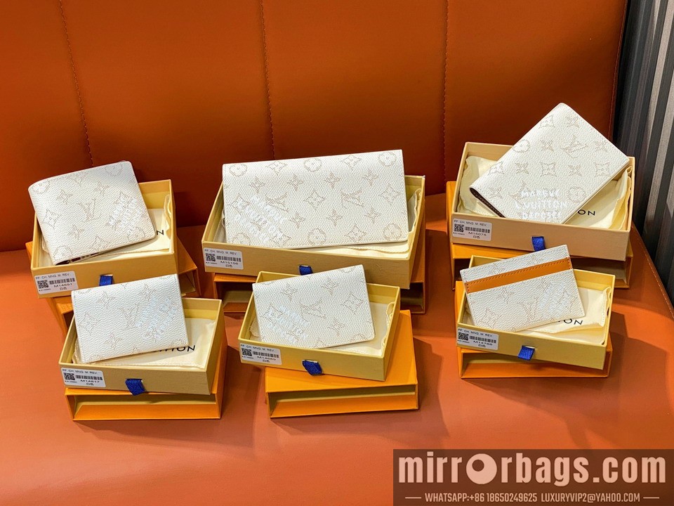 LV Bags M14689 11x1x8cm gf