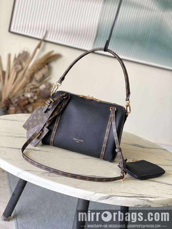 LV Bags M13667 25x15x18cm gf2