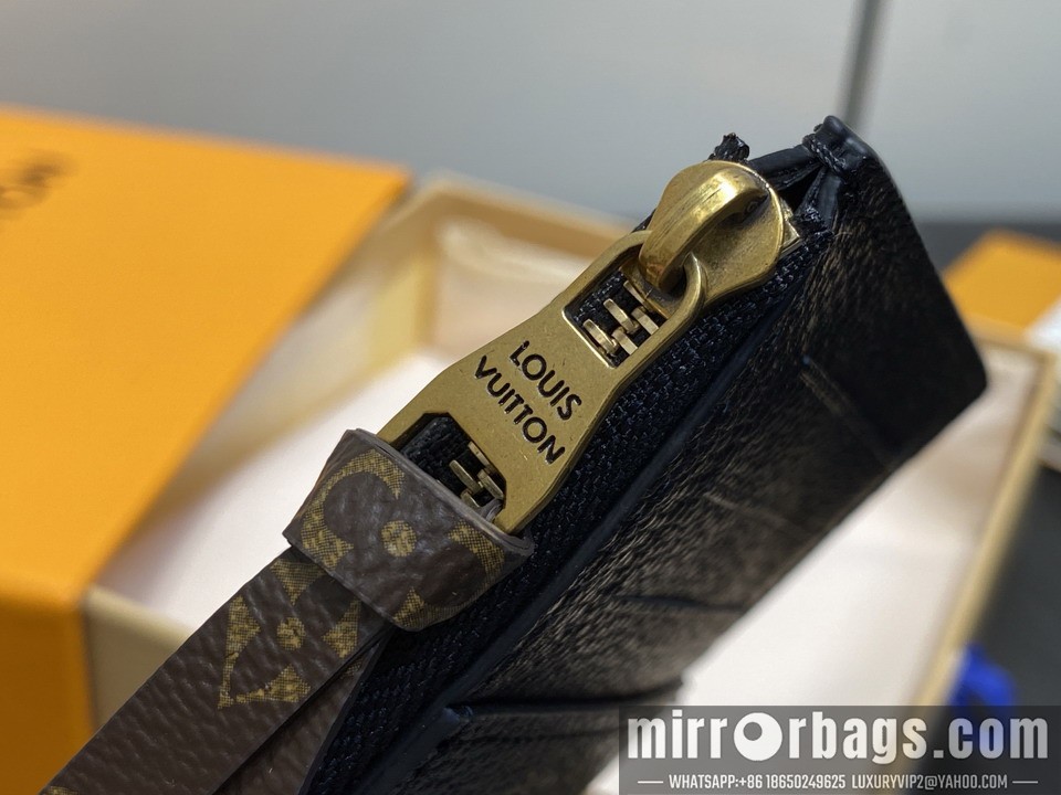 LV Bags Low Key M14550 8.5x1x13cm gf