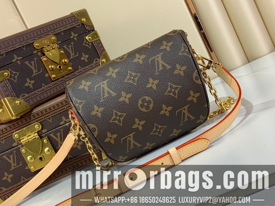 LV Bags Bumbag M13449 17x12x9.5cm gf