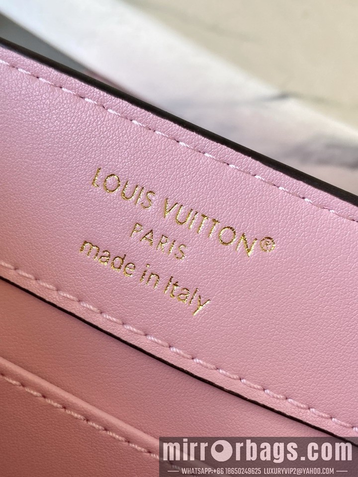 LV Bags Cap N93163 21x14x8cm gf5