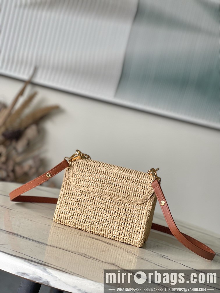 LV Bags Twist M14309 15x7x19cm gf