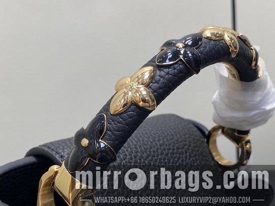 LV Bags Cap M14976 21x14x8cm gf