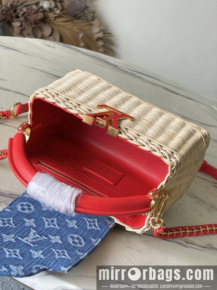 LV Bags Cap M14295 21x13.6x8cm gf
