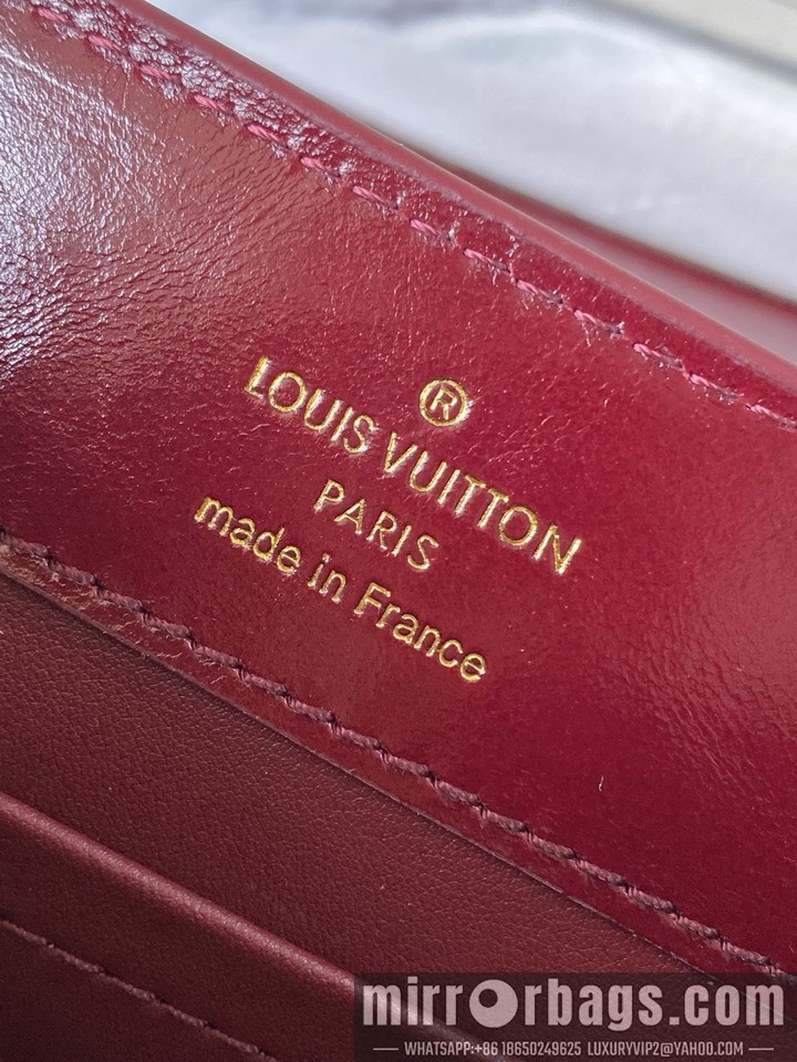 LV Bags Cap M25473 22x12x8cm gf