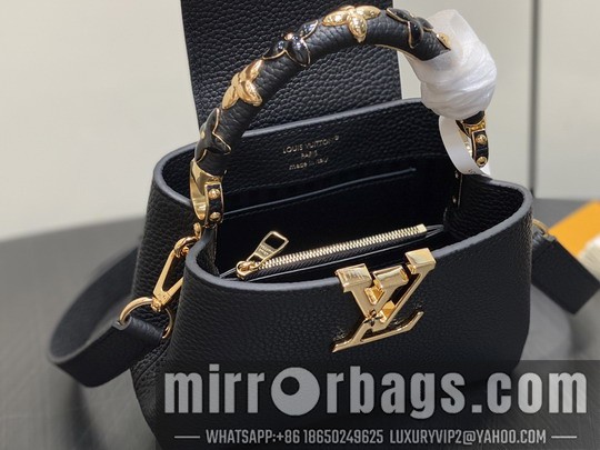 LV Bags Cap M14976 21x14x8cm gf