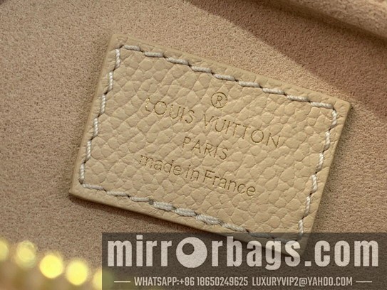 LV Bags Bumbag m14420 17x12x9.5cm gf