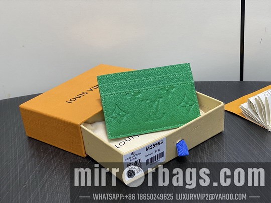 LV Bags M25988 11x7x1.5cm gf