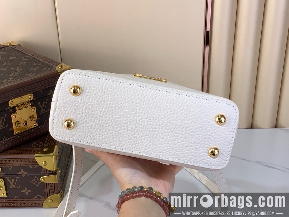 LV Bags Cap m14177 13.6x8x21cm gf