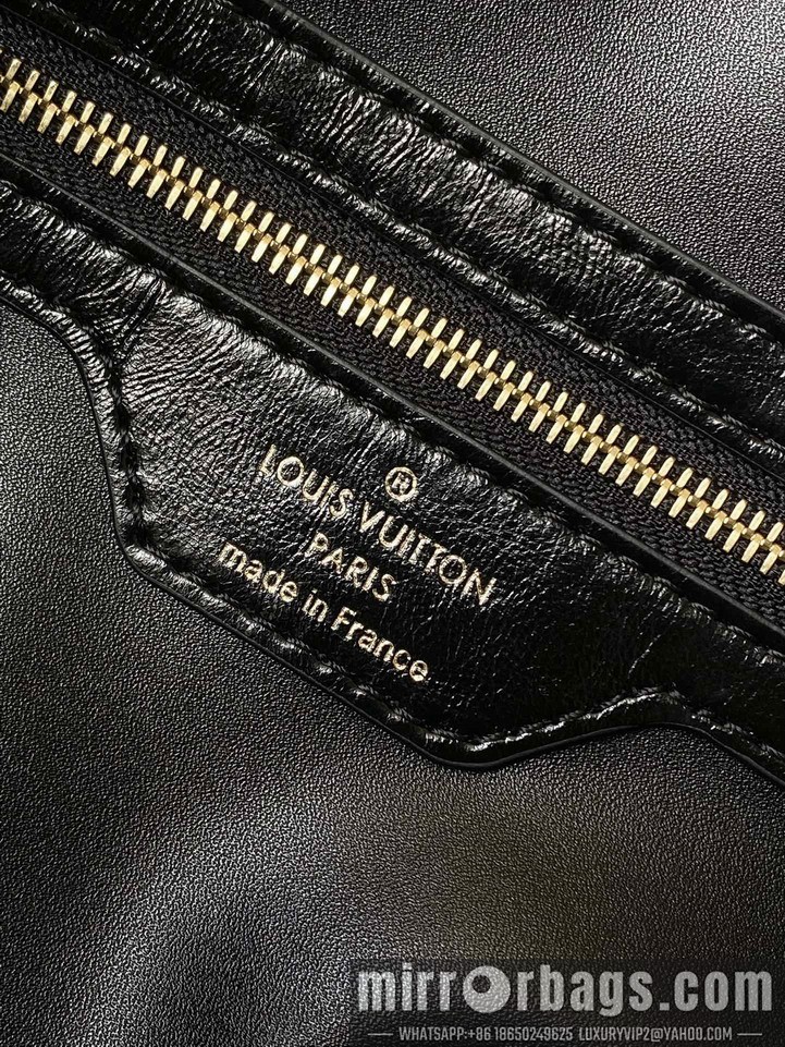 LV Bags M13668 40x20x25cm gf3