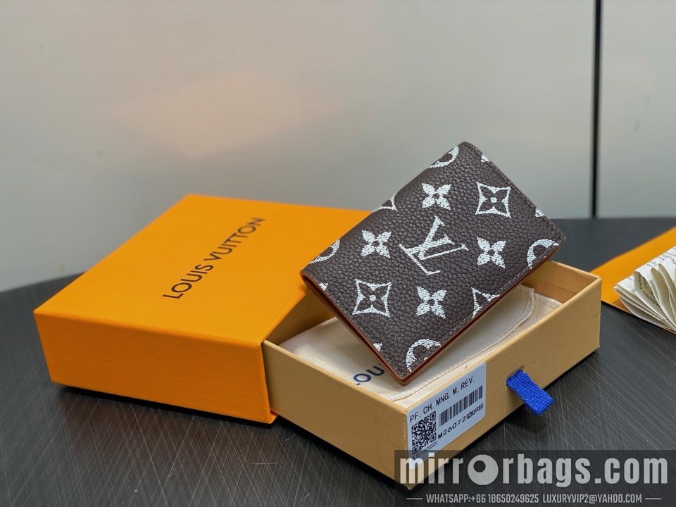 LV Bags M26072 11.1x1x7.5cm gf4