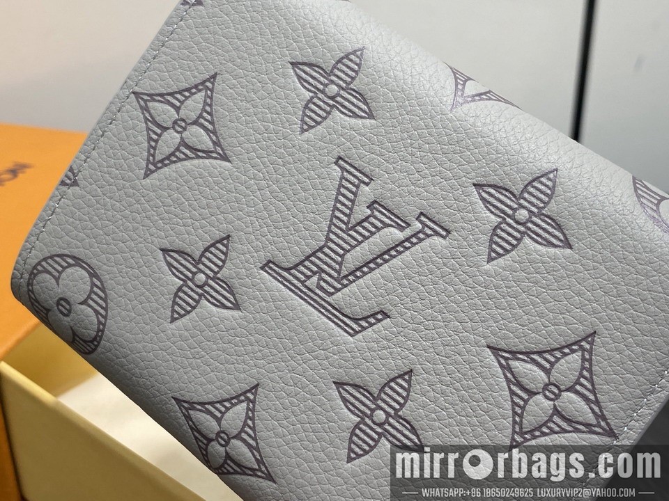 LV Bags Victor M14793 11.5x9x2.5cm gf1