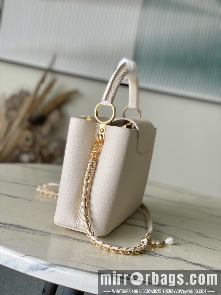 LV Bags Cap M25611 27x17.3x9cm gf
