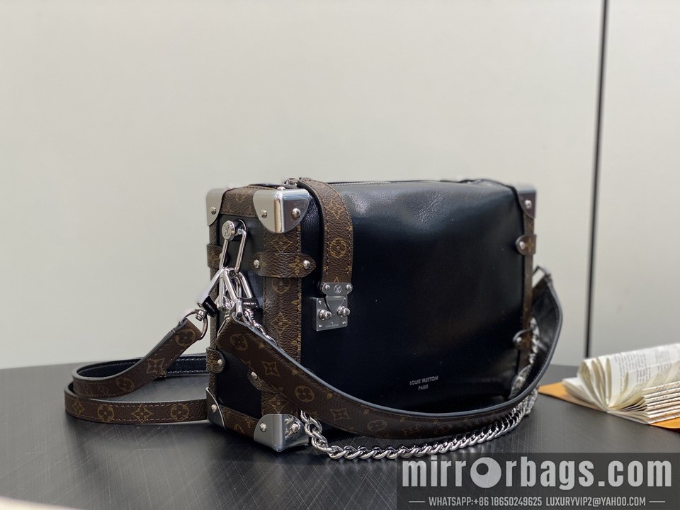 LV Bags Side Trunk M15195 16x8.5x23.5cm gf