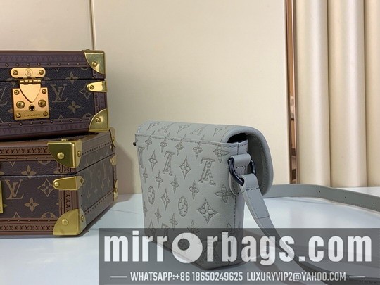 LV Bags Pulse m12636 16x5x22.5cm gf