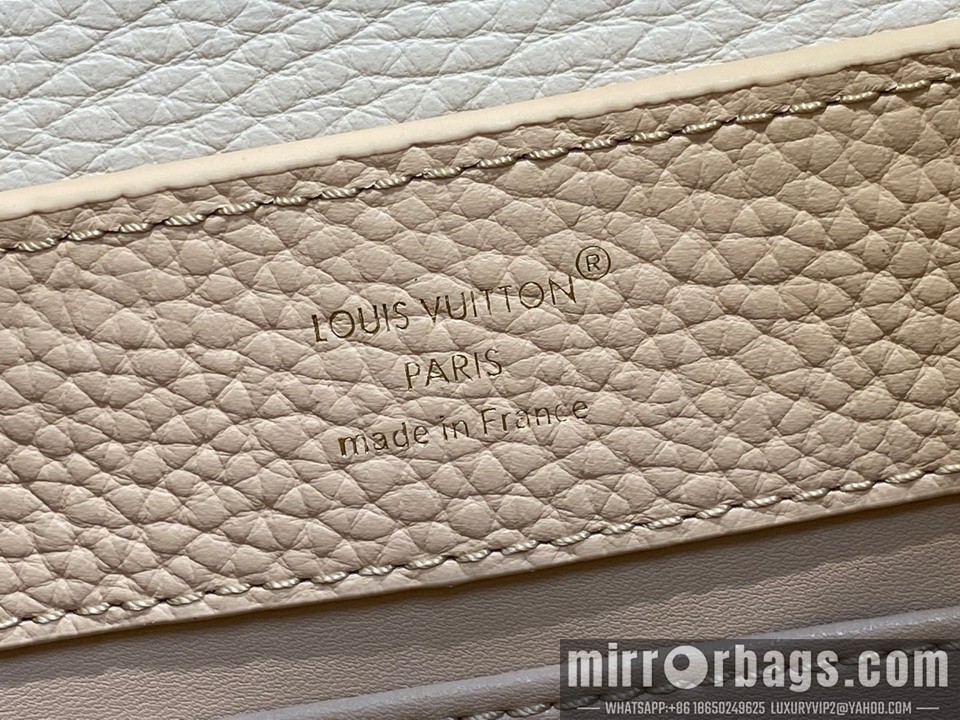 LV Bags Cap M25461 21x14x8cm gf