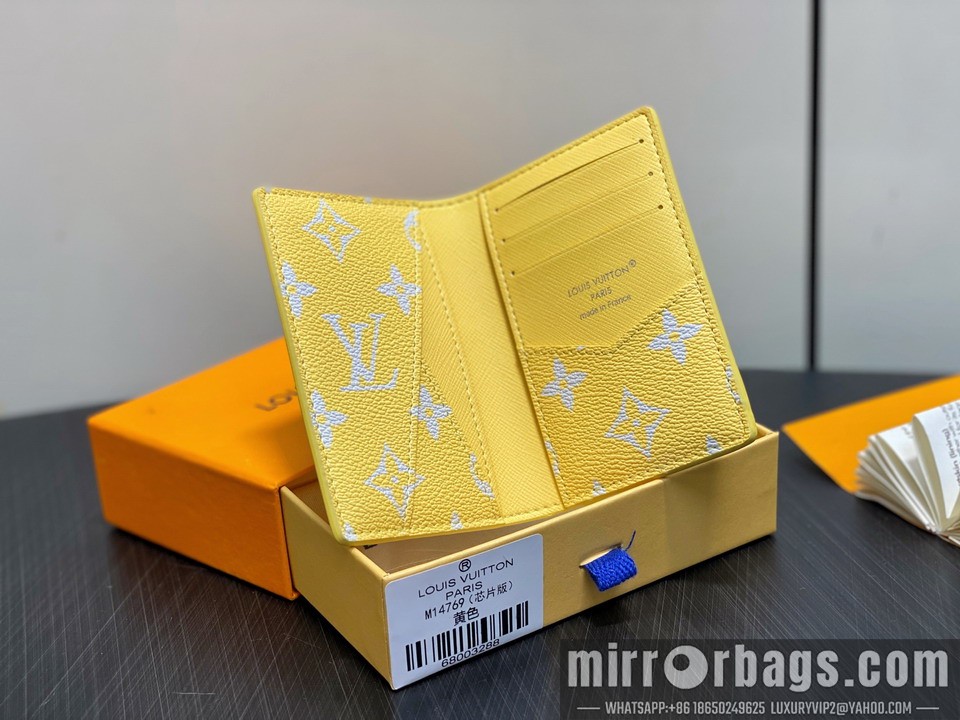 LV Bags M14769 11.1x1x7.5cm gf1