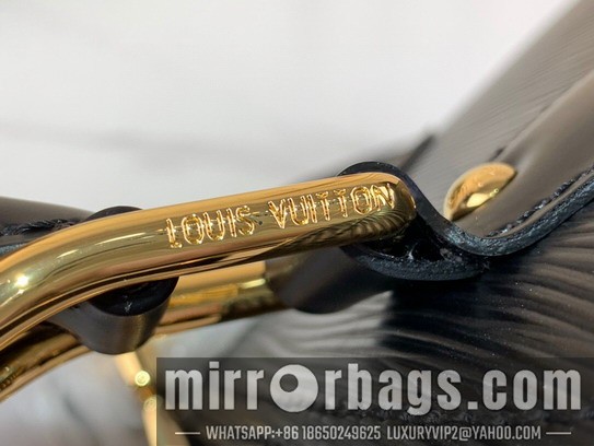 LV Bags Alma M13670 23.5x17.5x11.5cm gf