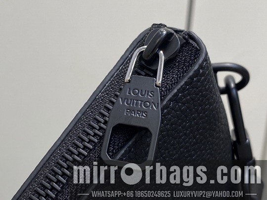 LV Bags Aerogram M25955 30x22x5cm gf