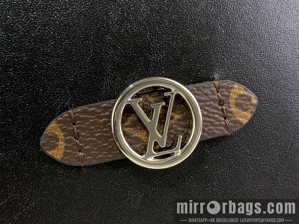 LV Bags M15206 17x6x24cm gf