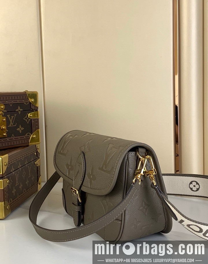 LV Bags Diane m15049 24x15x9cm gf