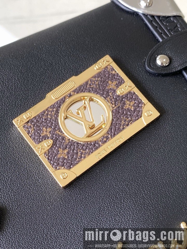 LV Bags SideTrunk M25568 23.5x16x8.5cm gf