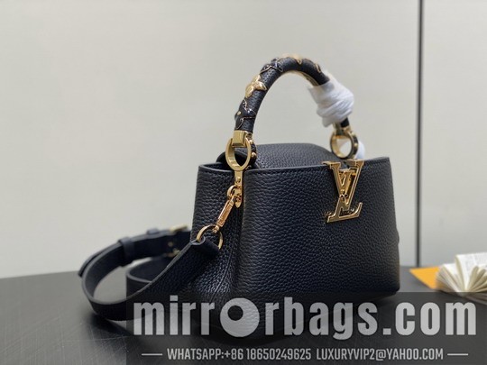 LV Bags Cap M14976 21x14x8cm gf