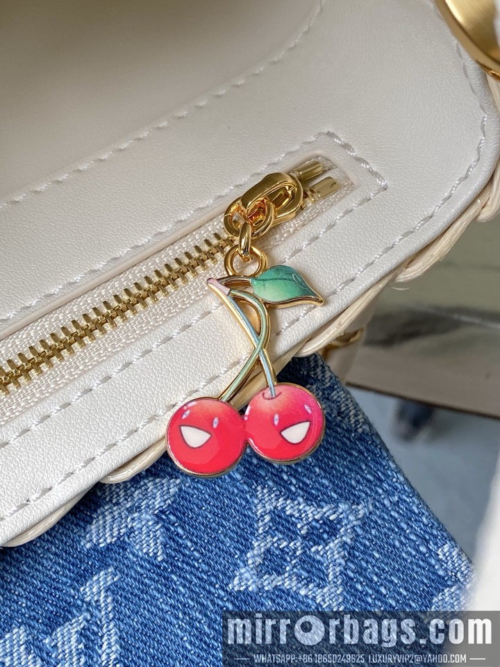 LV Bags Cap M14295 21x13.6x8cm gf1