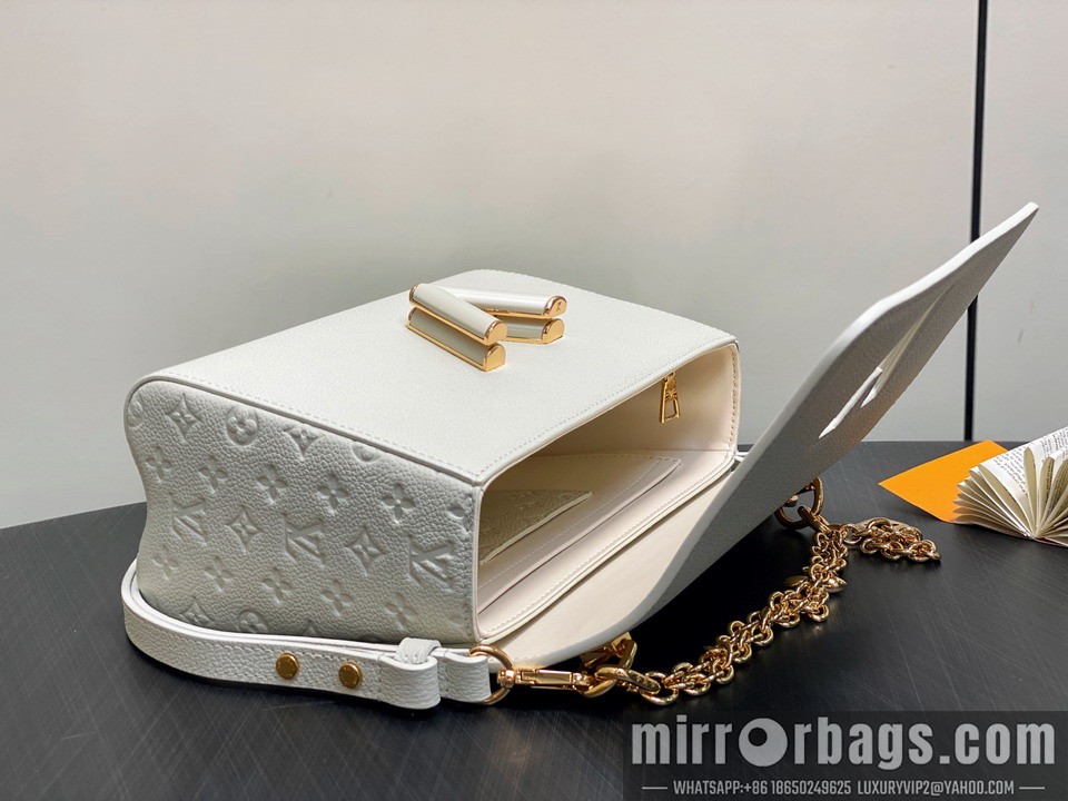LV Bags Twist M14341 16x8x23cm gf