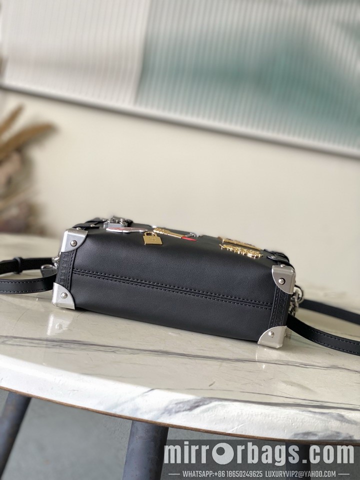 LV Bags SideTrunk M25568 23.5x16x8.5cm gf