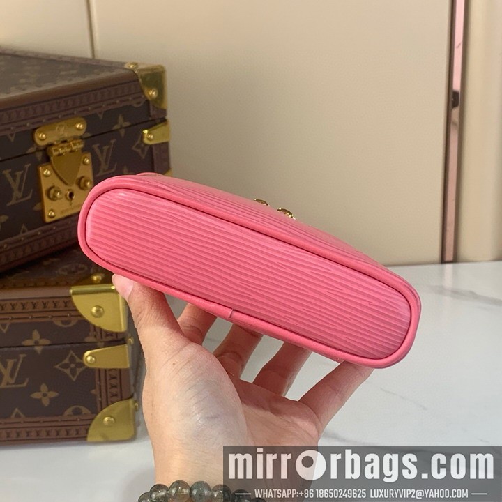 LV Bags Beauty m25690 11.5x3.5x13.5cm gf