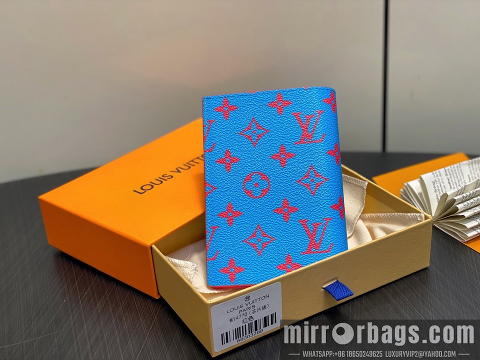 LV Bags M14770 10x14x2.5cm gf