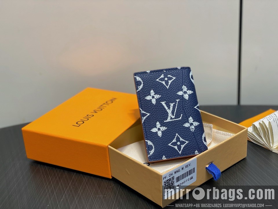LV Bags M26072 11.1x1x7.5cm gf5