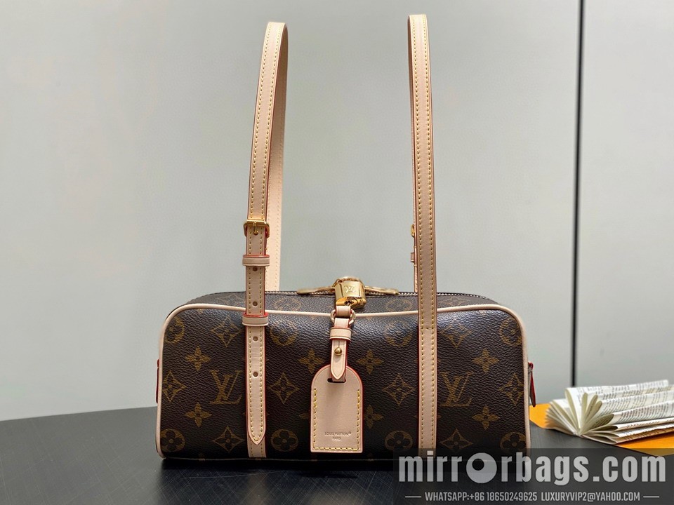 LV Bags Cité Lt M47031 11.5x6.5x26cm gf